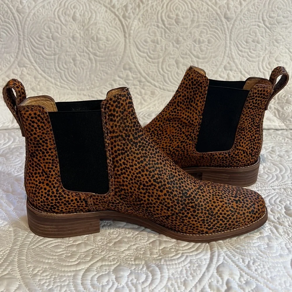 The Ainsley Chelsea Boot‎ in Spotted Calf Hair, size 7